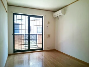 のマンスリーマンション・ウィークリーマンション「インズ西浦 101・洋室(No.1339177)」メイン画像