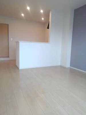 のマンスリーマンション・ウィークリーマンション「ゼファー川原崎 201・洋室(No.1339449)」メイン画像