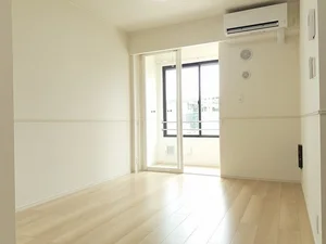 のマンスリーマンション・ウィークリーマンション「メゾン　ドゥ　ヴィクトワールⅢ 102・洋室(No.1339600)」メイン画像