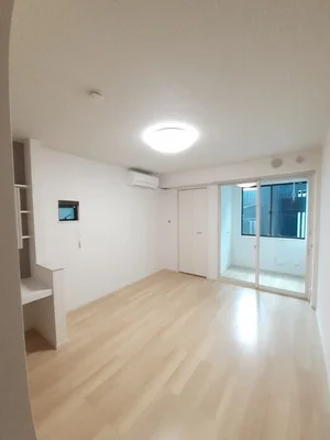 綾歌郡宇多津町のマンスリーマンション・ウィークリーマンション「ザ・ビレッジグリーン宇多津Ⅲ 101・洋室(No.1339679)」メイン画像