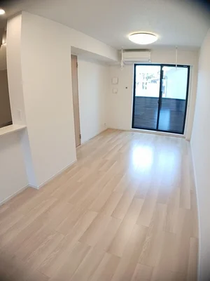 のマンスリーマンション・ウィークリーマンション「シンフォニー 102・洋室(No.1339680)」メイン画像