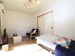 家電もしっかりご用意しております♪冷蔵庫や電子レンジだけでなく、ケトルもございますので忙しい朝でもコーヒーをお飲みいただくことができます(^^♪