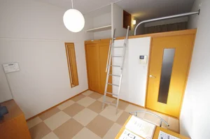 のマンスリーマンション・ウィークリーマンション「レオパレスＵ　Ｍ　Ｅ 205(No.1340026)」メイン画像