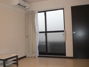 のマンスリーマンション・ウィークリーマンション「レオネクストコートハウス塚越 102(No.1340095)」メイン画像