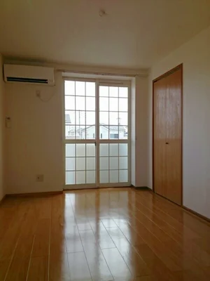 のマンスリーマンション・ウィークリーマンション「ブラオヴィ－ゼ 204・洋室(No.1340340)」メイン画像