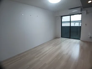 のマンスリーマンション・ウィークリーマンション「ヒカルサ川口芝西 105・洋室(No.1340364)」メイン画像