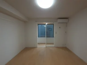 春江駅（福井県）のマンスリーマンション・ウィークリーマンション「トゥー・ル・モンドⅢ 102・洋室(No.1340454)」メイン画像