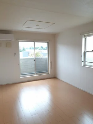 のマンスリーマンション・ウィークリーマンション「ピース・ユー 201・洋室(No.1340510)」メイン画像