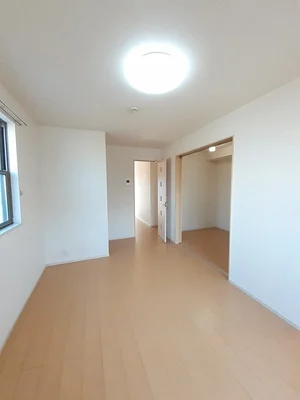 岡山市のマンスリーマンション・ウィークリーマンション「トゥルーランド錦Ｅ 102・洋室(No.1340608)」メイン画像