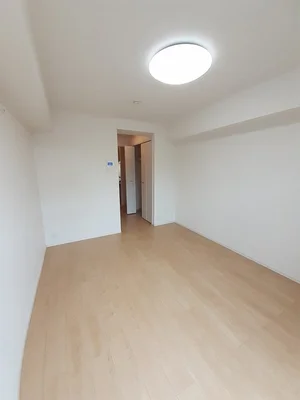 岡山市北区のマンスリーマンション・ウィークリーマンション「パルフェット島田本町 202・洋室(No.1340614)」メイン画像