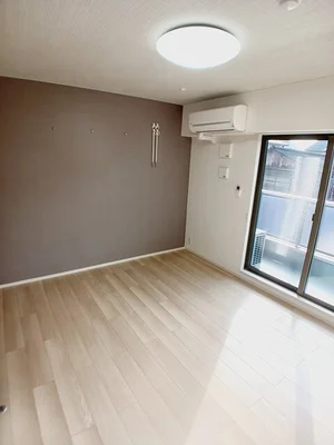 高知駅（高知県）・高知駅前駅（高知県）のマンスリーマンション・ウィークリーマンション「ＪＡＤＡ　Ｈｏｕｓｅ桜井 201・洋室(No.1340646)」メイン画像