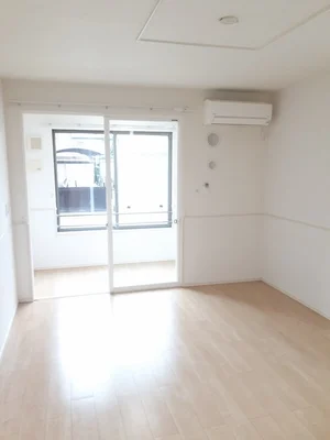 のマンスリーマンション・ウィークリーマンション「ヒーロー　Ⅰ 101・洋室(No.1340874)」メイン画像