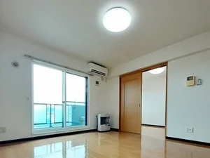 のマンスリーマンション・ウィークリーマンション「スピニッチ・フィールド 302・洋室(No.1340913)」メイン画像