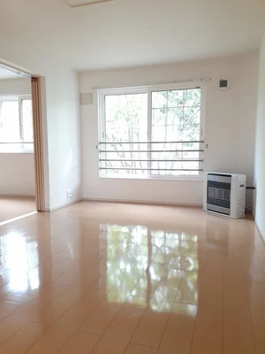 のマンスリーマンション・ウィークリーマンション「Ｖｉｌｌａ　佐藤　Ｅ 202・洋室(No.1340919)」メイン画像