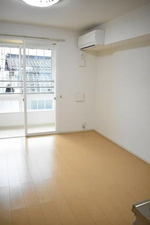 のマンスリーマンション・ウィークリーマンション「Ｍｉｎａｍｉ　Ａ　ハウス 202・洋室(No.1341015)」メイン画像