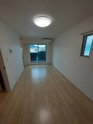 京都府のマンスリーマンション・ウィークリーマンション「リバーサイド伊佐津 201・洋室(No.1341054)」メイン画像