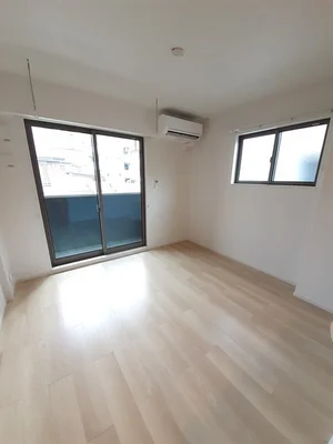 のマンスリーマンション・ウィークリーマンション「ラ　ヴィアン　クルールＢ 101・洋室(No.1341067)」メイン画像