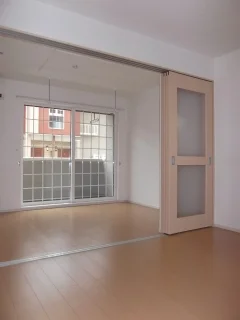 のマンスリーマンション・ウィークリーマンション「フォーエヴァー　Ⅰ 102・洋室(No.1341552)」メイン画像