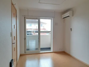 のマンスリーマンション・ウィークリーマンション「グリーンオアシスＣ 102・洋室(No.1341586)」メイン画像