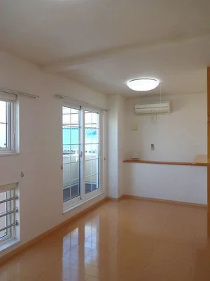 長野県のマンスリーマンション・ウィークリーマンション「サンフラワーガーデン　３ 201・洋室(No.1341626)」メイン画像