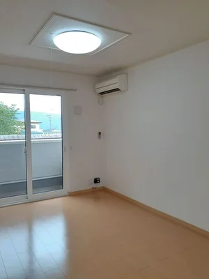 のマンスリーマンション・ウィークリーマンション「クレスト　Ｃ 101・洋室(No.1341627)」メイン画像