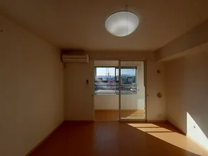 福井市二の宮（福井県）のマンスリーマンション・ウィークリーマンション「サニ－ヒルズ 201・洋室(No.1341789)」メイン画像