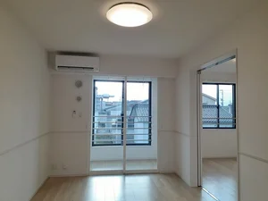 富山県の大東建託リーシング株式会社のマンスリーマンション・ウィークリーマンション「ミラノⅤ　Ｂ 202・洋室(No.1341812)」メイン画像