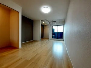 のマンスリーマンション・ウィークリーマンション「彦内南 203・洋室(No.1341817)」メイン画像