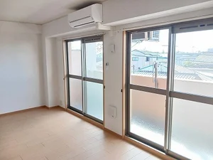 のマンスリーマンション・ウィークリーマンション「サンリット　パイン　ニードル 302・洋室(No.1341829)」メイン画像