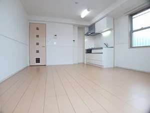 のマンスリーマンション・ウィークリーマンション「ｆｕｍｍｙ　ｃｏｏ 101・洋室(No.1341924)」メイン画像