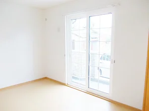 のマンスリーマンション・ウィークリーマンション「ツー・ツリー 102・洋室(No.1341995)」メイン画像