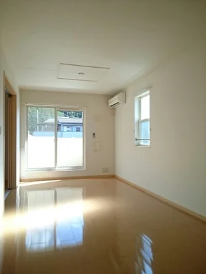 西予市のマンスリーマンション・ウィークリーマンション「エテルノフィオーレ 205・洋室(No.1342082)」メイン画像