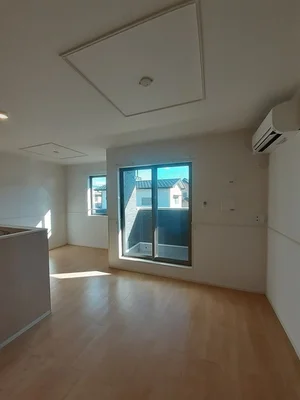 のマンスリーマンション・ウィークリーマンション「カーサ・カメリア松山インターⅢ 201・洋室(No.1342096)」メイン画像