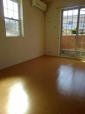 のマンスリーマンション・ウィークリーマンション「サンシャイン　エムツー 101・洋室(No.1342158)」メイン画像