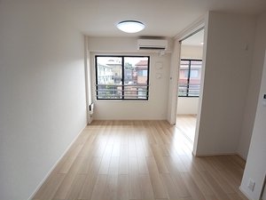のマンスリーマンション・ウィークリーマンション「ラ・ソレイル　東小路 203・洋室(No.1342167)」メイン画像