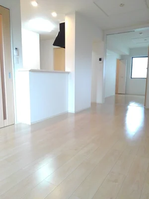 のマンスリーマンション・ウィークリーマンション「モルト　ピエーノ　Ⅲ 105・LDK(No.1342246)」メイン画像