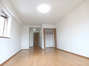 武庫川駅（兵庫県）のマンスリーマンション・ウィークリーマンション「セイバリー尼崎 307・洋室(No.1342263)」メイン画像