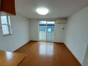 のマンスリーマンション・ウィークリーマンション「ジームスＢ 201・洋室(No.1342267)」メイン画像