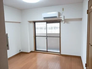 甲東中学校前駅（鹿児島県）のマンスリーマンション・ウィークリーマンション「フォルシュ加治屋 303・洋室(No.1342319)」メイン画像