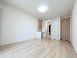 のマンスリーマンション・ウィークリーマンション「サニーガーデン　Ｉ 104・洋室(No.1342356)」メイン画像