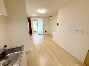 東唐津駅（佐賀県）のマンスリーマンション・ウィークリーマンション「アルページュ　Ａ 105・洋室(No.1342357)」メイン画像