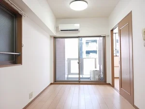 のマンスリーマンション・ウィークリーマンション「クレスト呉服町 301・洋室(No.1342360)」メイン画像
