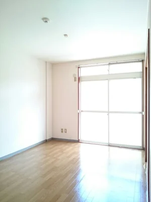 湖西市のマンスリーマンション・ウィークリーマンション「メゾン・ド・ファミーユ 103・洋室(No.1342476)」メイン画像