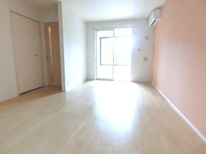 のマンスリーマンション・ウィークリーマンション「ブリーズアイ　Ａ 101・洋室(No.1342554)」メイン画像