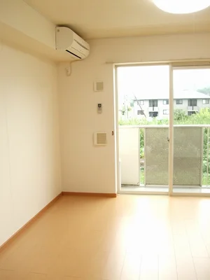 大田市のマンスリーマンション・ウィークリーマンション「ＣＡＳＴＩＬＬＯ　Ａ 205・LDK(No.1342598)」メイン画像