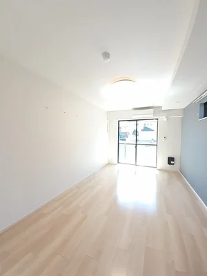 のマンスリーマンション・ウィークリーマンション「エクイティⅢ 105・洋室(No.1342613)」メイン画像