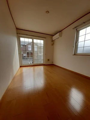 のマンスリーマンション・ウィークリーマンション「ラフィネ　Ⅰ番館 102・洋室(No.1342631)」メイン画像