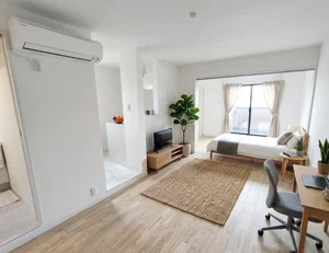 のマンスリーマンション・ウィークリーマンション「【泉佐野駅徒歩5分】関空アクセス良★築浅【Wi-Fi無制限】 302(No.1342744)」メイン画像