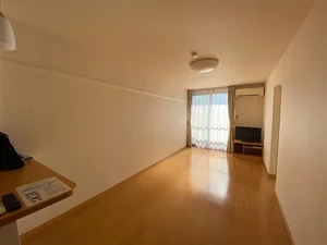 のマンスリーマンション・ウィークリーマンション「レオパレスサーティーンストーンⅢ 301(No.1342763)」メイン画像