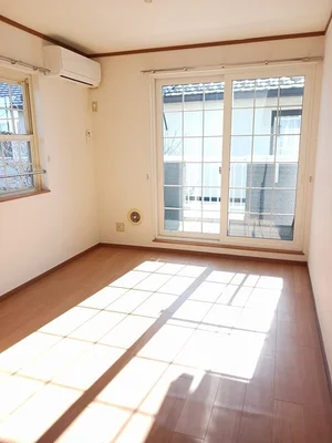 のマンスリーマンション・ウィークリーマンション「メゾンドソレア－ド 201・洋室(No.1343039)」メイン画像